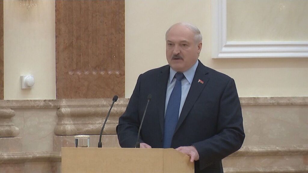 presidente-de-belarus,-o-‘ultimo-ditador-da-europa’,-assina-lei-que-lhe-da-‘imunidade-vitalicia’