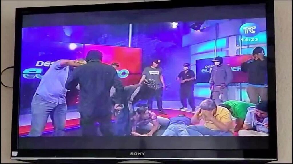 equador-tem-correria-nas-ruas,-lojas-fechadas-e-noticias-falsas-em-dia-de-terror