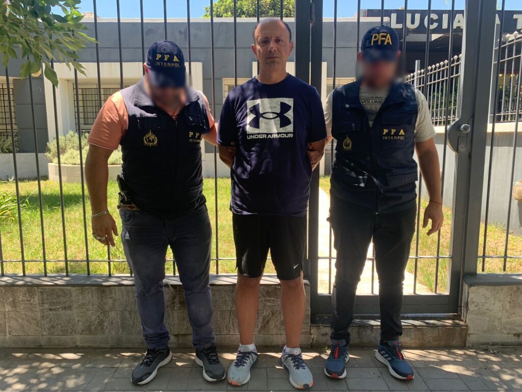 maior-contrabandista-de-armas-da-america-latina,-diego-dirisio-e-preso-na-argentina